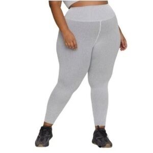 Good American Seamless Ribbed Legging Size 7/8 or US 4X/5X